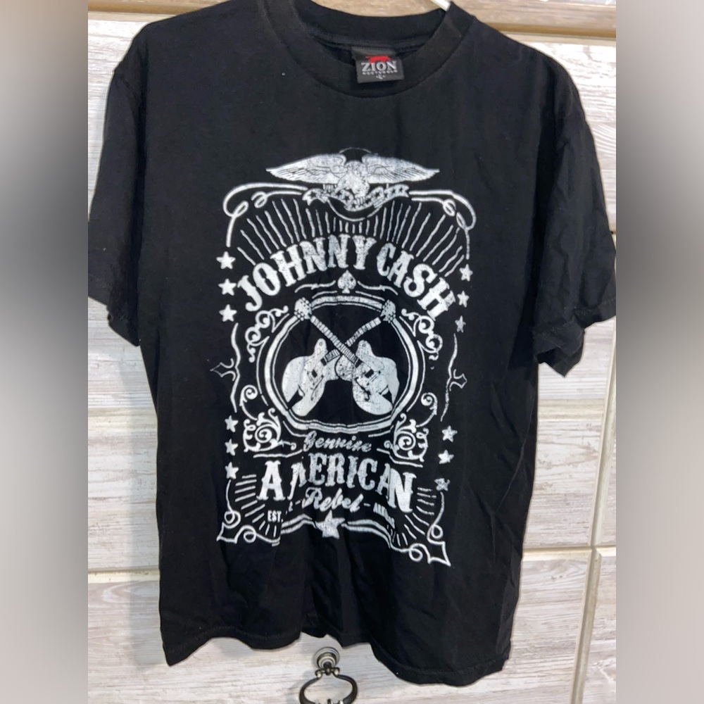 Men’s Johnny Cash Tee Shirt | Band | Short Sleeve | Graphic Design | Vintage